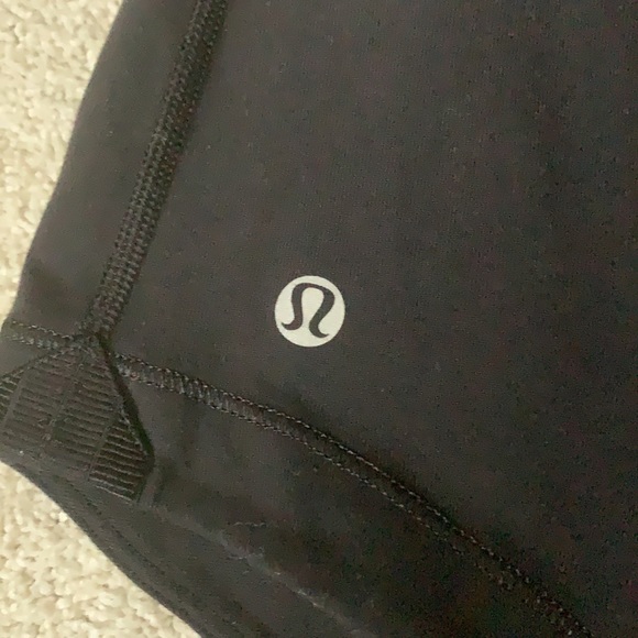 LULULEMON CROSS STRAPS TANK - Picture 3 of 3